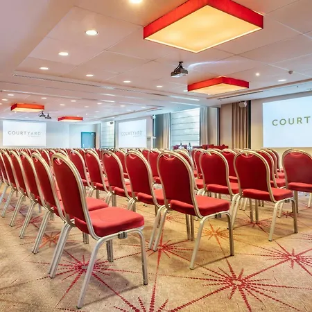 Courtyard By Marriott Brussels-3