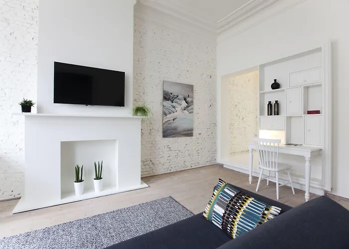 Maison Nationale City Flats & Suites